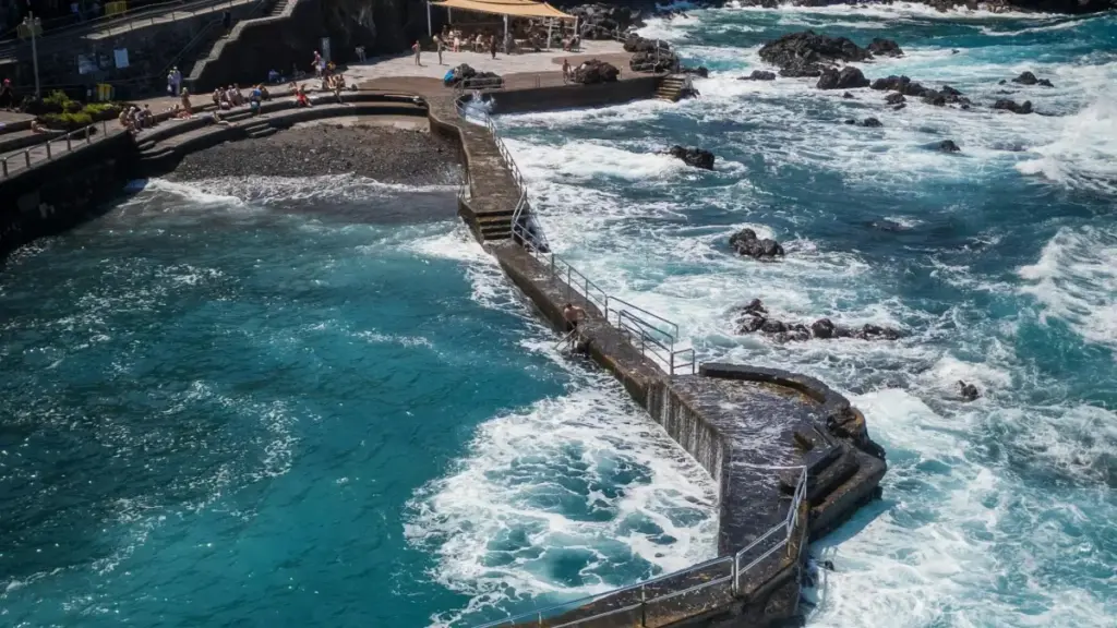 ශ්‍රී ලංකාවට ඉලක්ක කරගෙන WeChat හරහා Puerto Rico නිර්මාණකරුවන් නැංවීමෙන් APP install ගණන වැඩිකරගන්නා ක්‍රම, දක්ෂතා සහ වෙළඳ වැඩසටහන්.