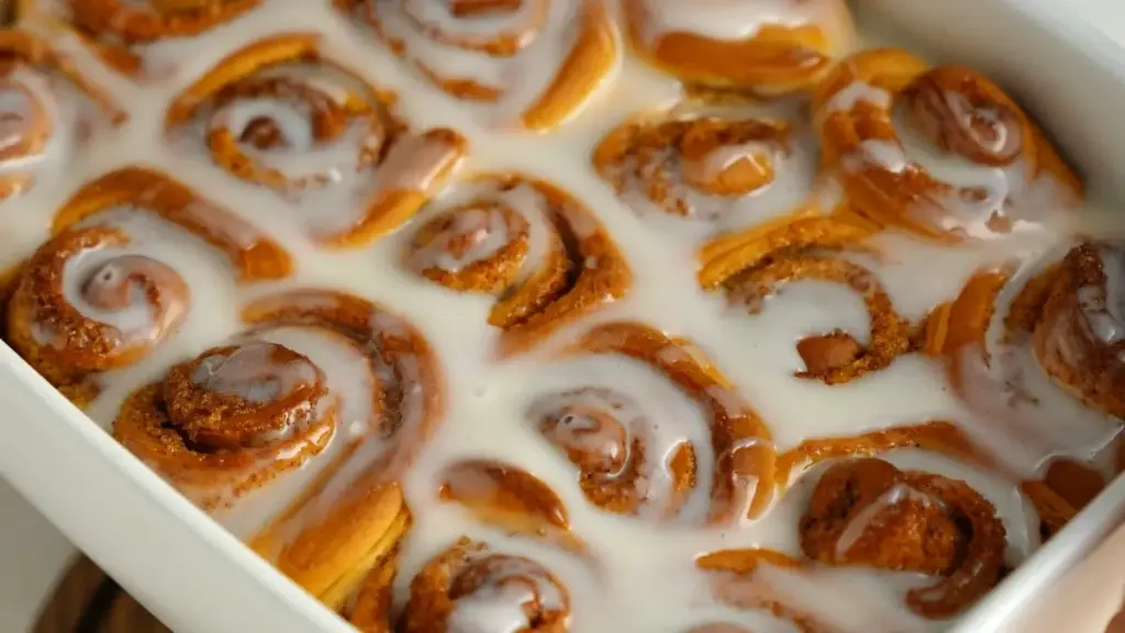 Netflix ෂෝ බලන් Uruguay brands එක්ක කන්ටැක්ට් කර travel guides සකස් කිරීමේ practical ක්‍රම — pitches, DM tactics, සහ ලෝක වෙළඳ ප්‍රවණතා.