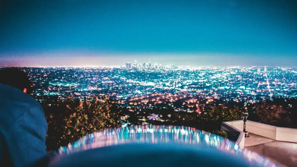 ශ්‍රීලංකා ප්‍රචාරකයින්ට උපදෙස් — තර්කිය YouTube නිර්මාණකරුවන් හොයාගෙන creator-led fitness challenge ක්‍රියාත්මක කරන ක්‍රම, අවදානම් සහ practical playbook එකක්.