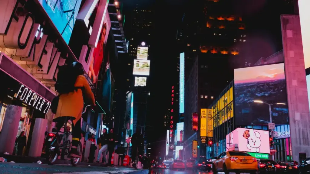 ශ්‍රී ලංකාවේ ක්‍රියේටර්ලාට Discord හරහා එස්ටෝනියානු බ්‍රෑන්ඩ්වරුන් හමුවීමට, ලොංග්‑ෆෝම් නිර්දේශ රචනා කිරීමේ ප්‍රායෝගික ස්ට‍්‍රැටෙජි සහ පියවරයන්.