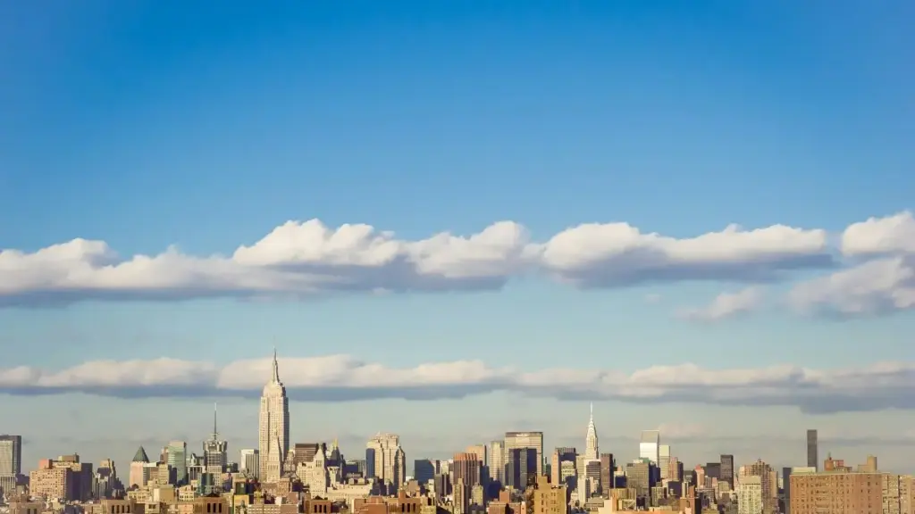 ශ්‍රී ලංකාවෙන් KakaoTalk හරහා Jordan වගේ බ්‍රෑන්ඩ්වලට ෆැස්ට්, ප්‍රායෝගික අන්දමින් ළඟා වීමේ ක්‍රම, negotiation ටිප்ஸ் හා short-form වීඩියෝ pitch template එකක්.